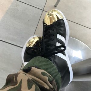 Meet your Posher, Zenja